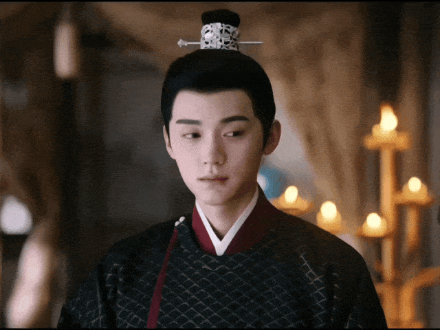 英国小哥买牛粪饼,结果吃拉肚子,给卖家一星差评!究...