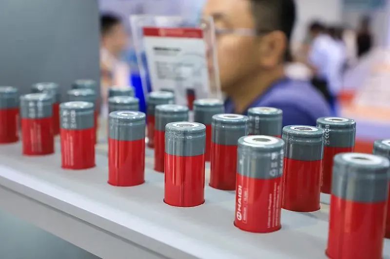 储能电池市场已迅速从产能紧缺切换到了产能过剩，且竞争比动力电池更加内卷。