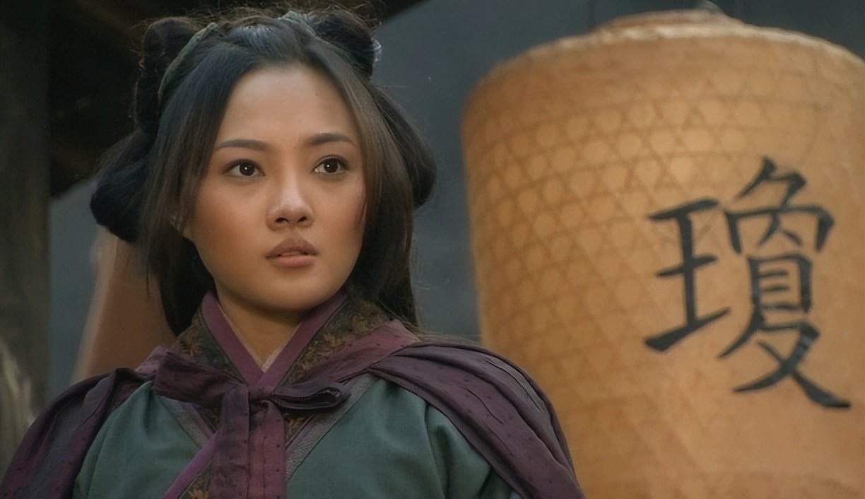 水浒传中9大女将排名,扈三娘排第五,武松见了前三名也只能逃命