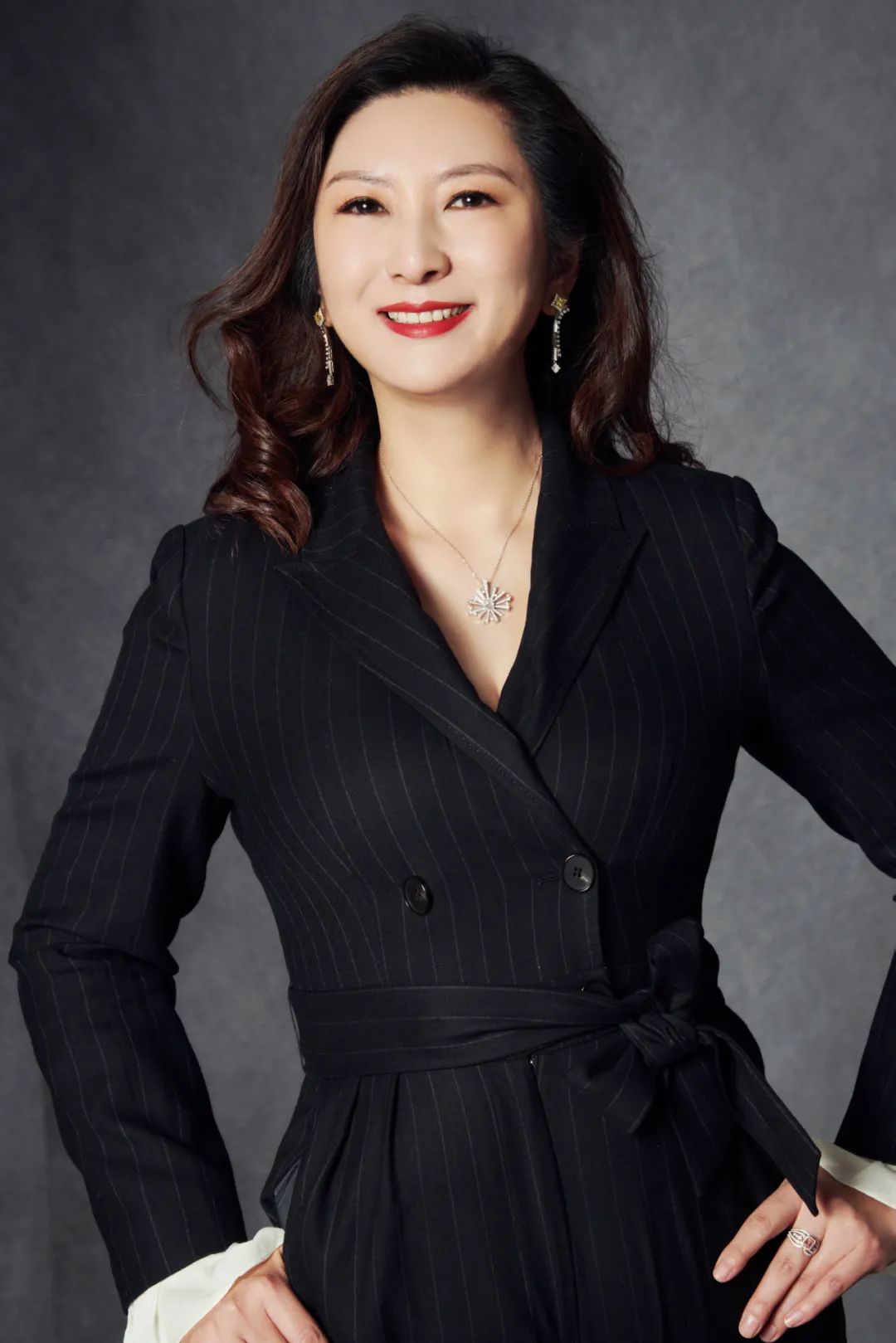 专访豫园珠宝时尚集团陈晓燕:老庙有鹊,打造新中式婚嫁场景的超级品类