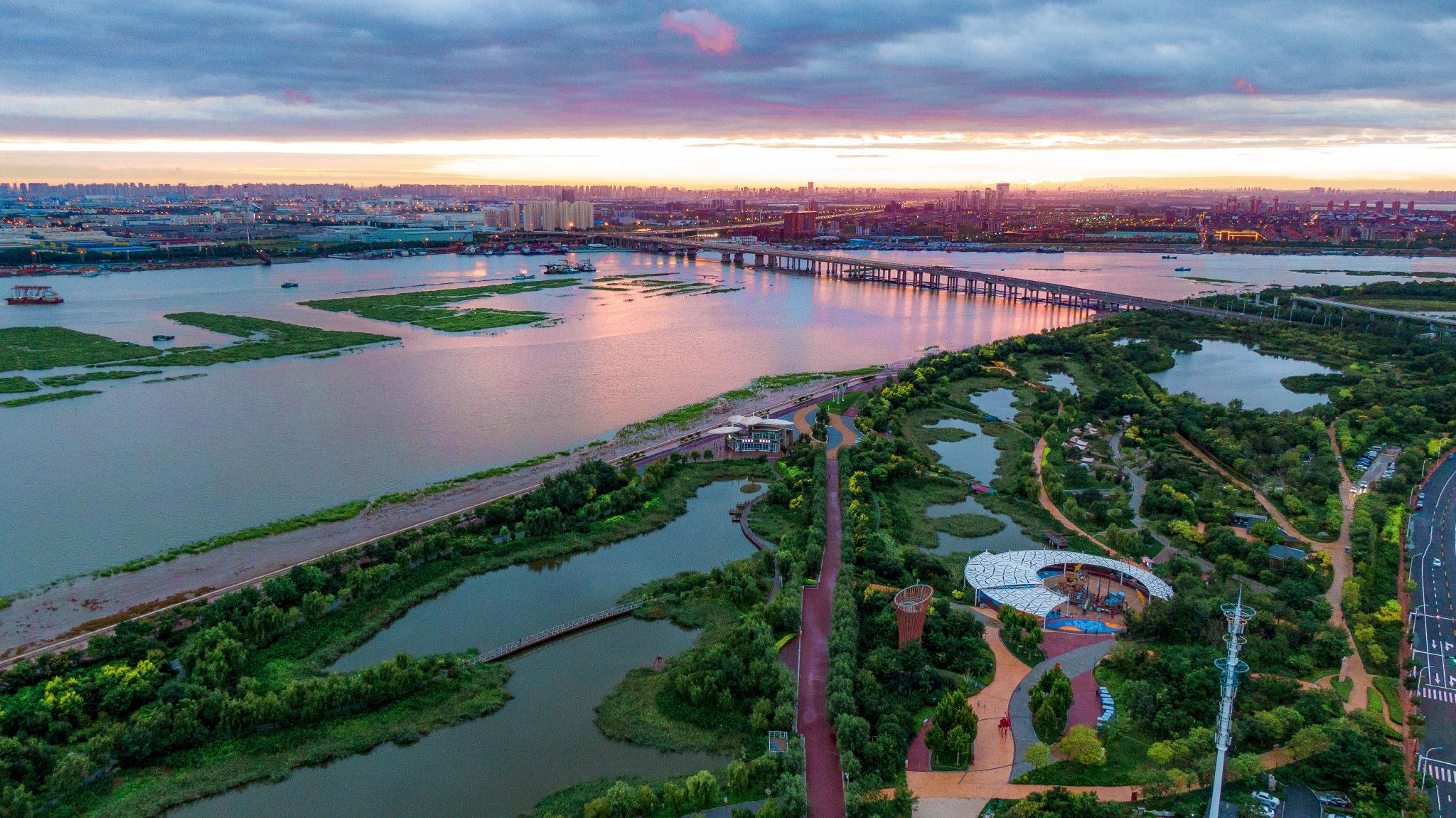 中新天津生态城改善水环境让城市更灵动_新浪财经_新浪网