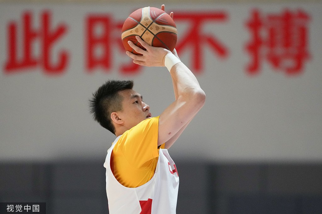 郭艾伦首次回应无缘中国男篮:我伤没好,现在腿还在疼|郭艾伦_新浪财经