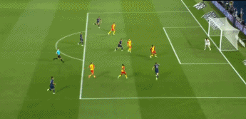 姆巴佩梅开二度。