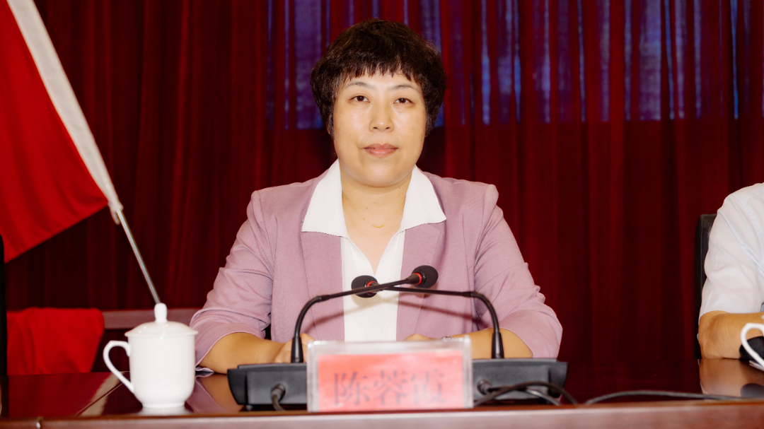 本次活动由惠来县人民政府副县长陈蓉霞主持.