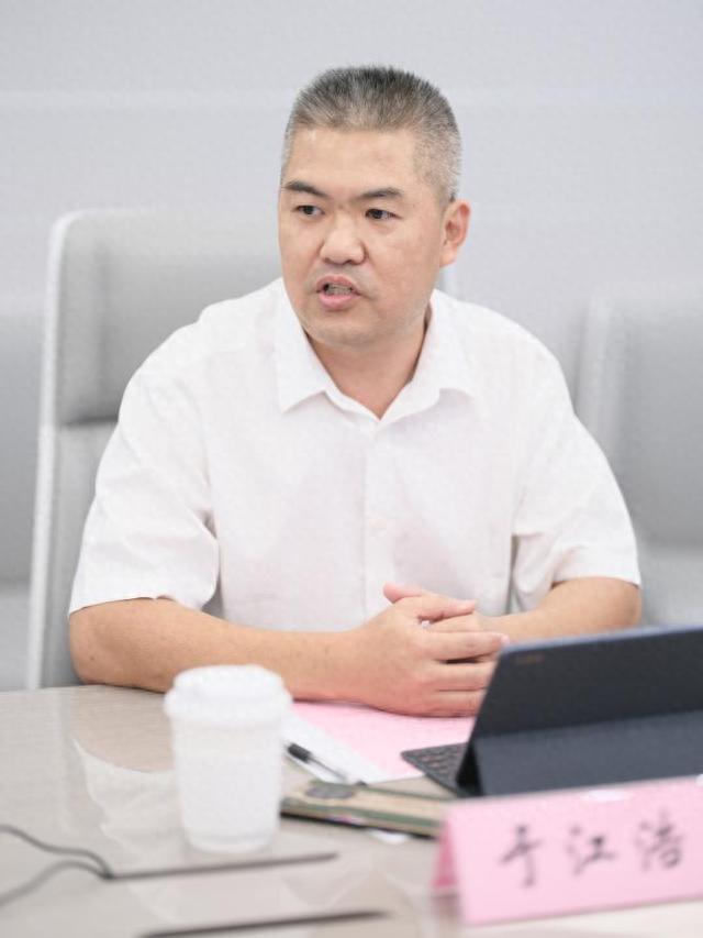 中核核电运行管理有限公司采购管理处科长于江浩提了库存压力的问题.