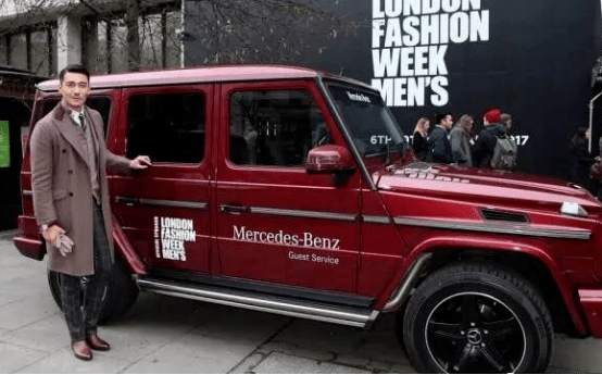 披哥3最有钱的4位哥哥家有小故宫上亿豪车壕无人性