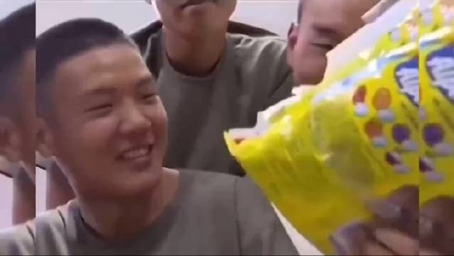 中国情义，是一种深深的情感纽带，是一种独特的人际关系……|家庭|友情|亲情|爱情|两肋插刀_新浪新闻
