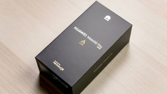 华为 Mate60 Pro 开箱|华为 _新浪新闻