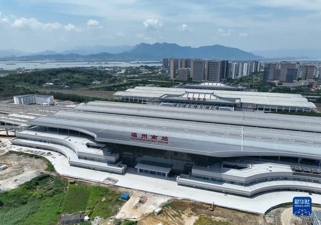 新建成的福厦高铁福州南站(8月29日摄,无人机照片).