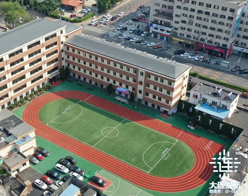 大连市第三十九中学虎滩校区