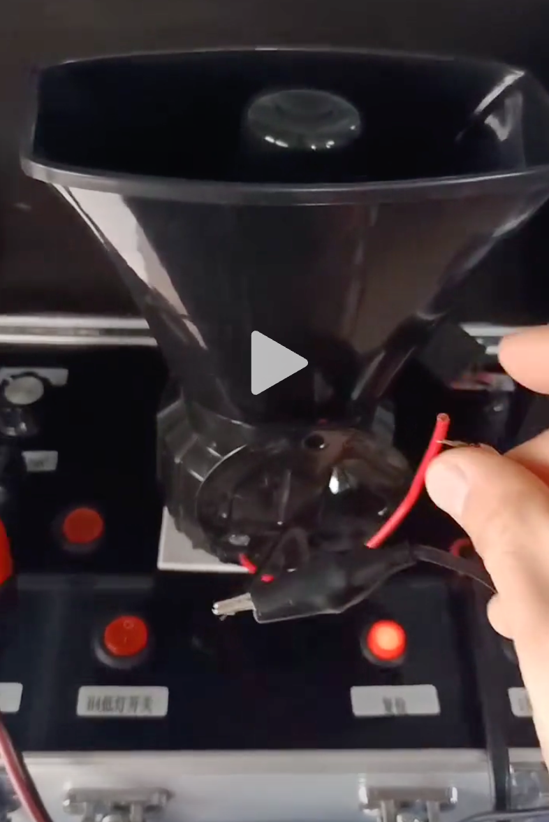 为什么洒水车一直播放《兰花草》这首歌?