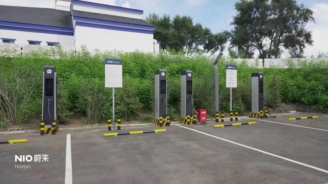 图 | 蔚来超充桩