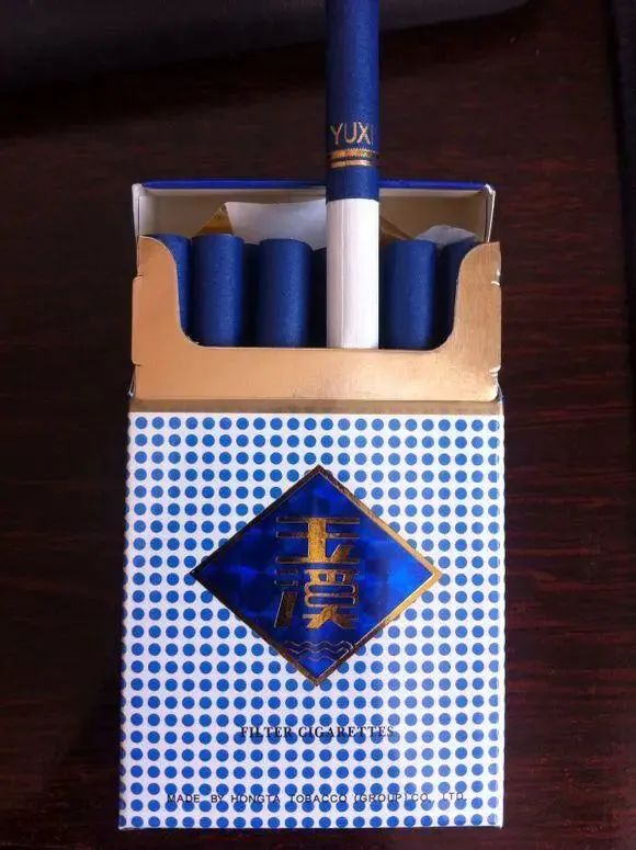 浅蓝色包装的烟有哪些图片