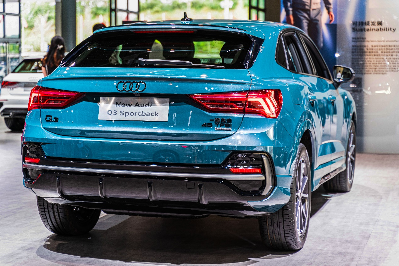 送给老婆的结婚周年礼物,奥迪q3 sportback带给的惊喜不止一点-新浪