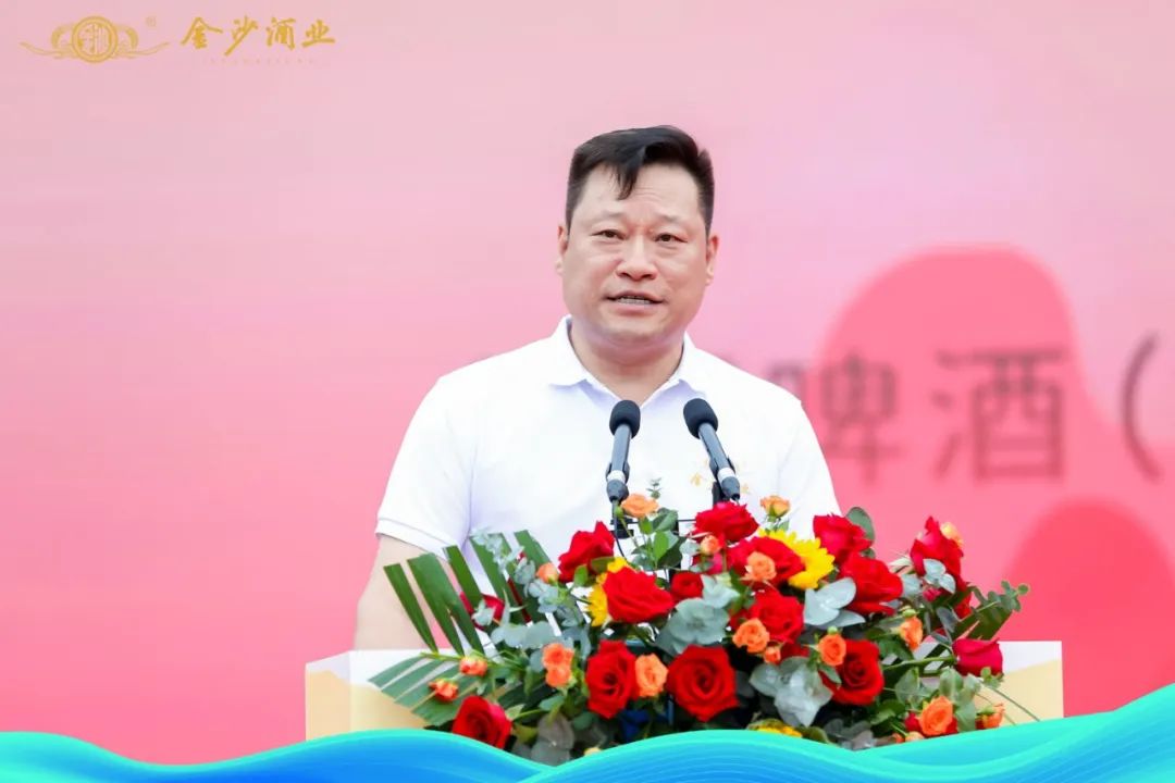 华润啤酒副总裁,金沙酒业党委书记,总经理 范世凯