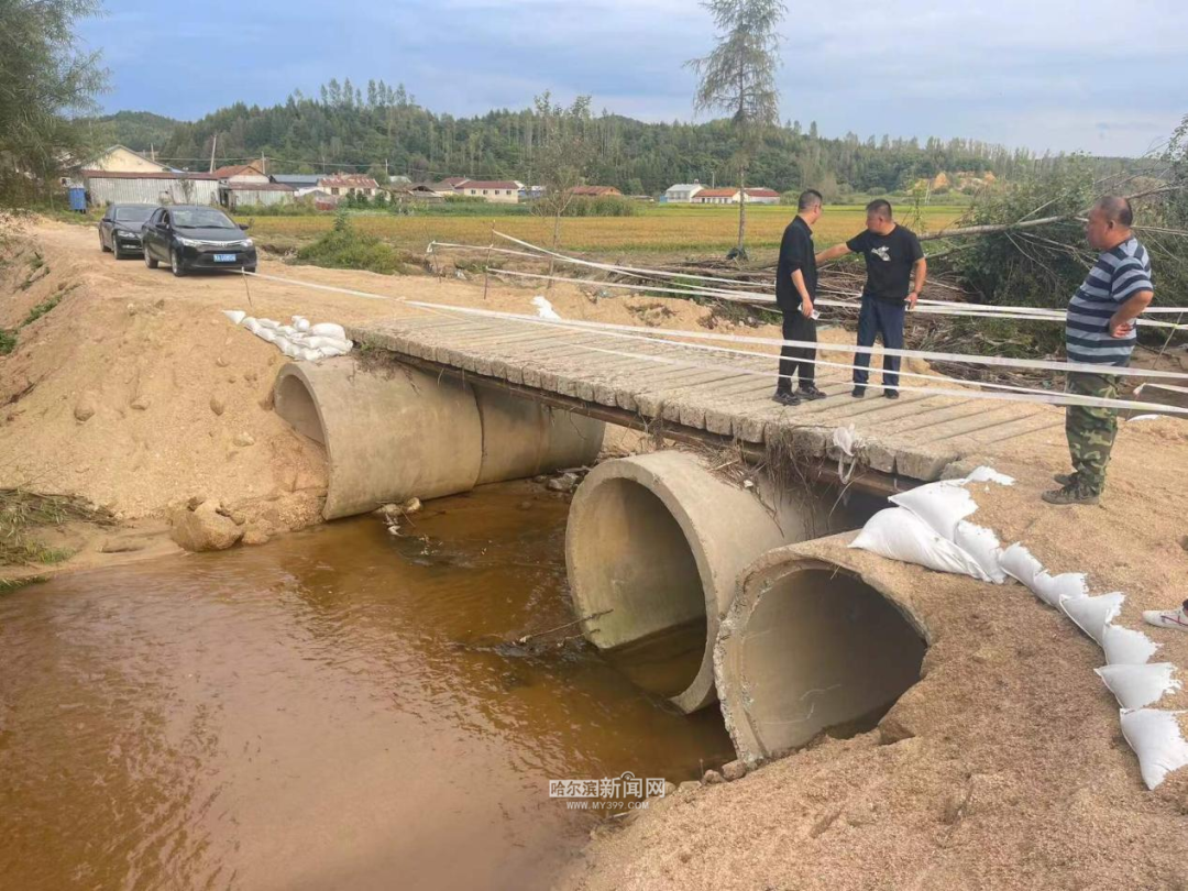 筒子沟村涵管桥原貌和现状