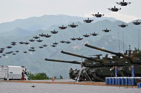 韩国瑜碰不得？侯友宜、赵少康、江启臣粉墨登场，郑丽文表态亮了v1.8.2 官方安卓版
