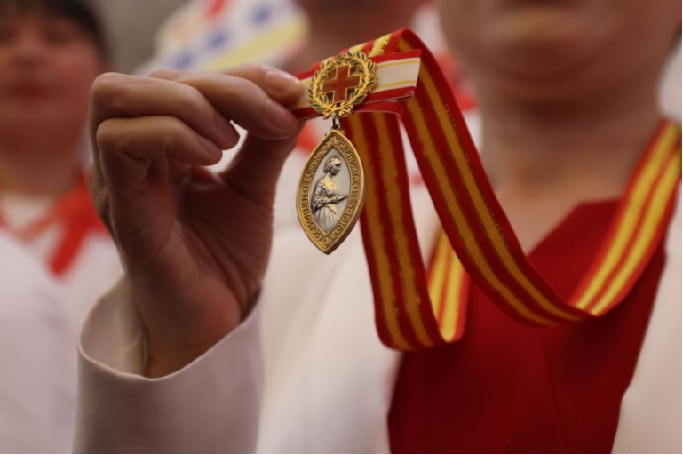 甘秀妮获得南丁格尔奖章&nbsp;重医附二院供图