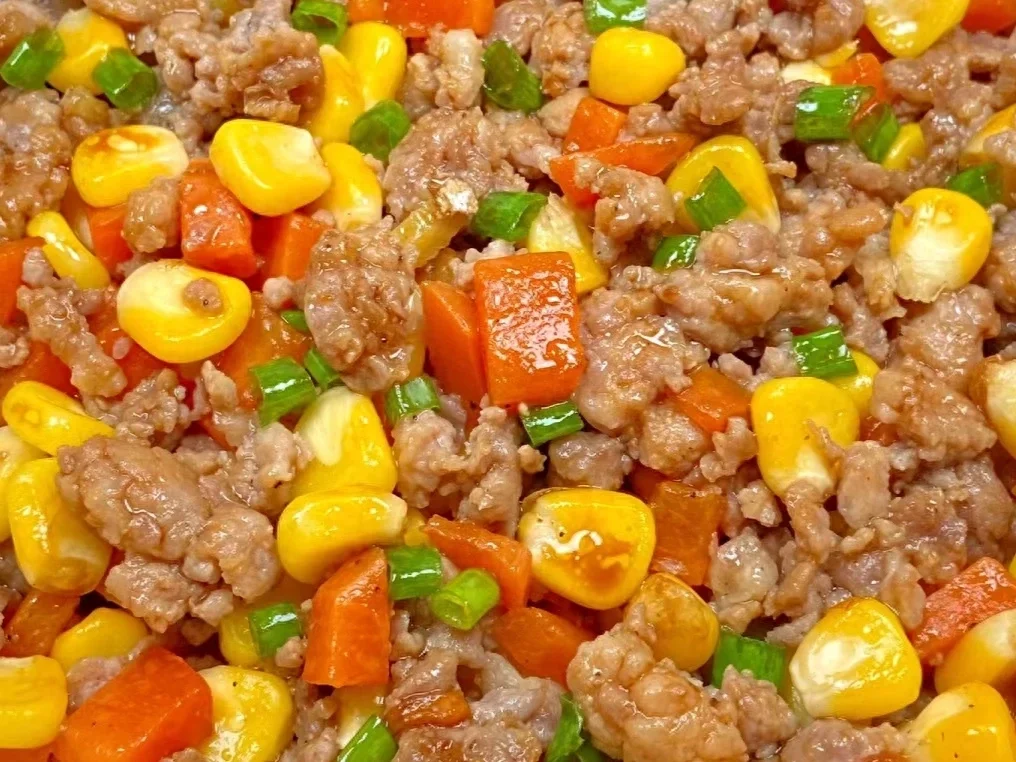 胡萝卜玉米炒肉末的做法!|玉米|肉末|玉米粒_新浪新闻