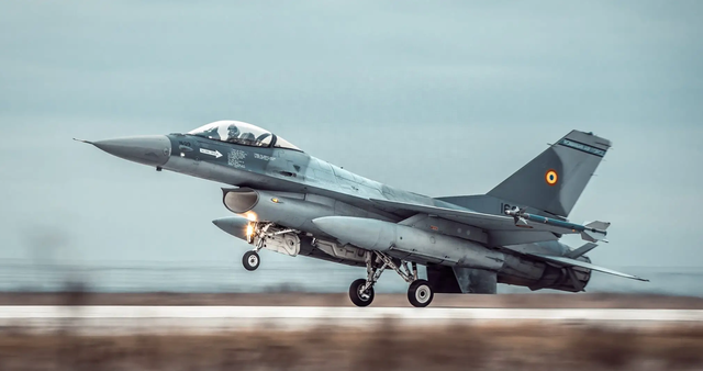 挪威计划向乌克兰提供F-16A MLU战机 资料图 图源：外媒