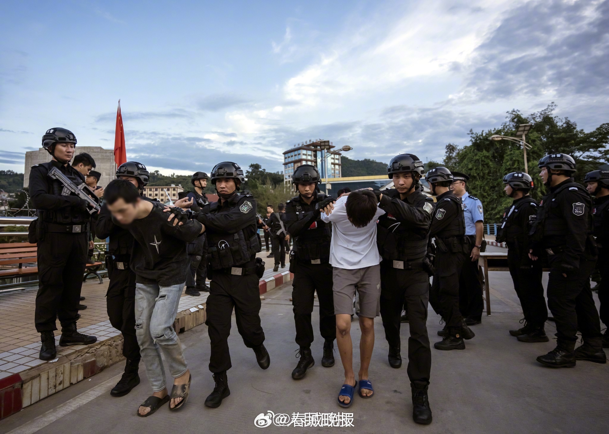 重拳再出击!1207名缅北电诈嫌犯移交我方|嫌犯_新浪财经_新浪网