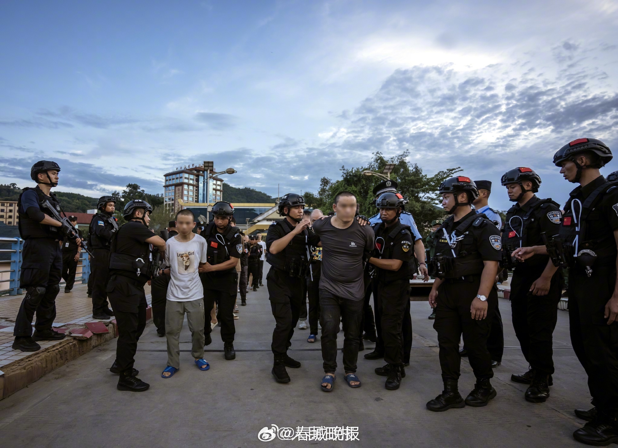 重拳再出击!1207名缅北电诈嫌犯移交我方|嫌犯_新浪财经_新浪网