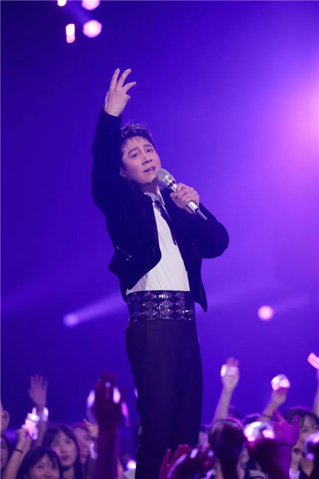 蔡国庆:流水时光里,依然激流勇进的人