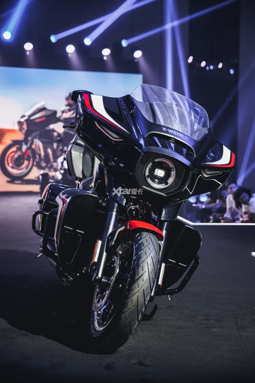 哈雷印第安不香了看看咱中国新威骑