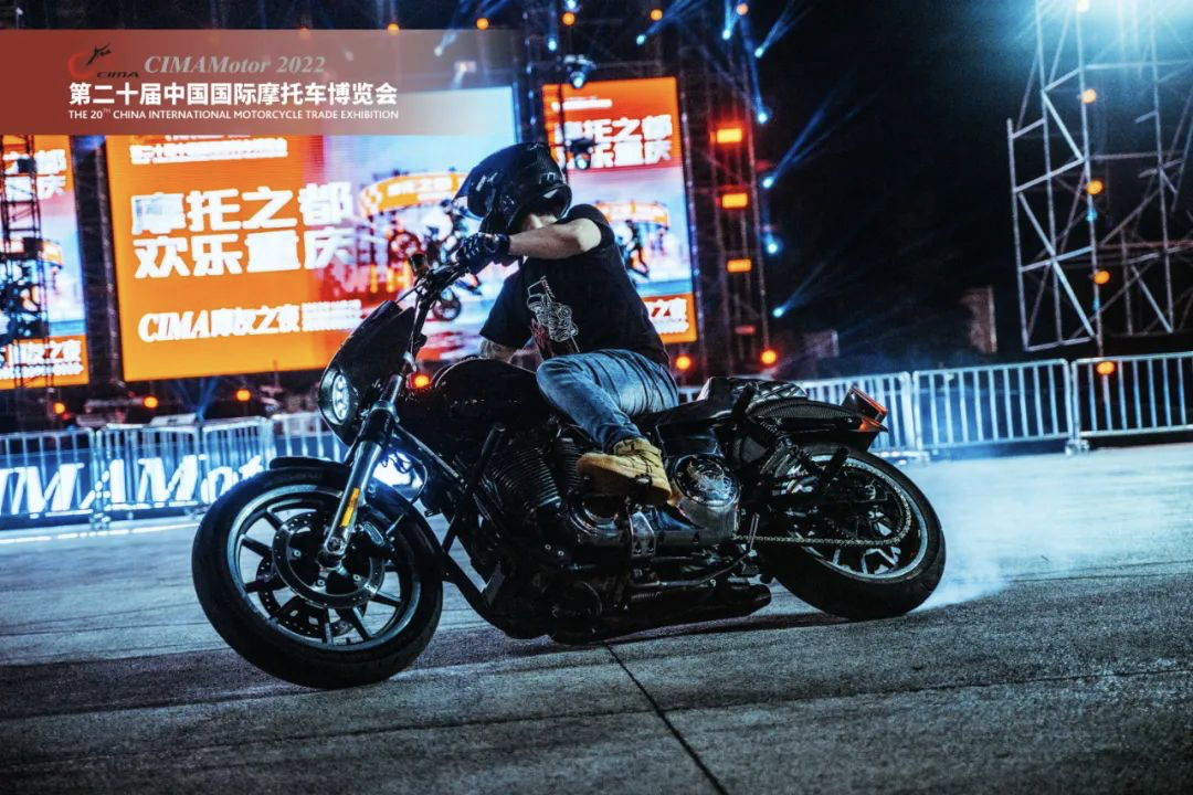 超100万壕礼送天下骑士-新浪汽车
