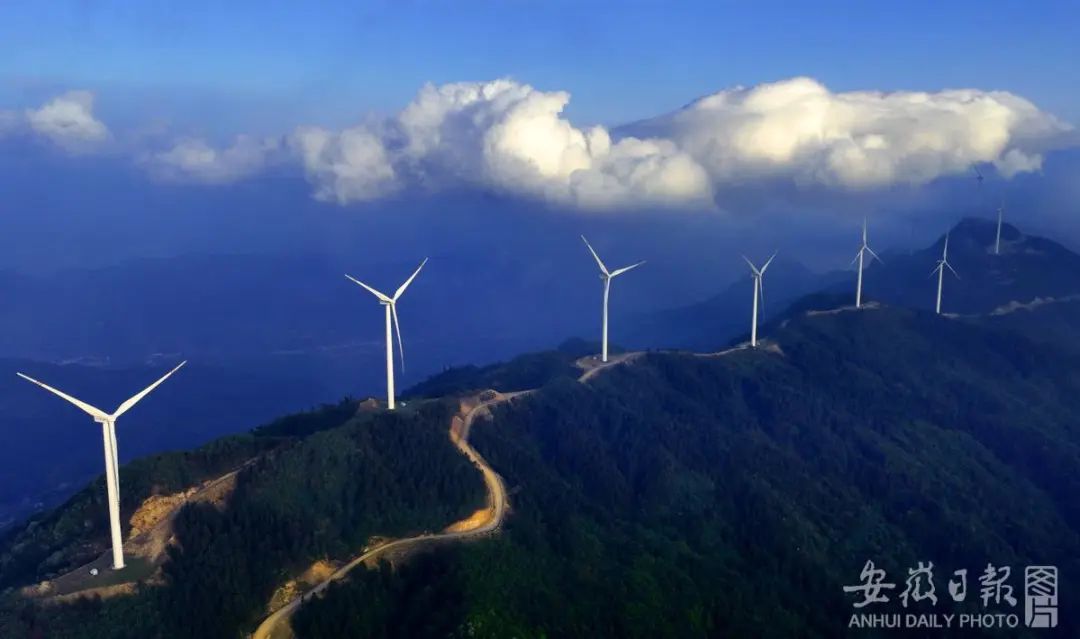 六安东高山风电场。许昊 摄