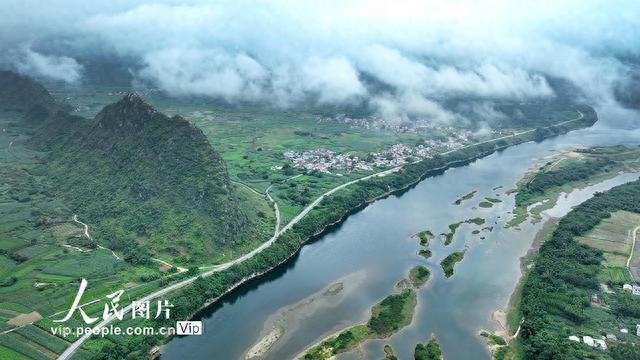 广西柳城:"四好农村路"美如画|广西_新浪财经_新浪网