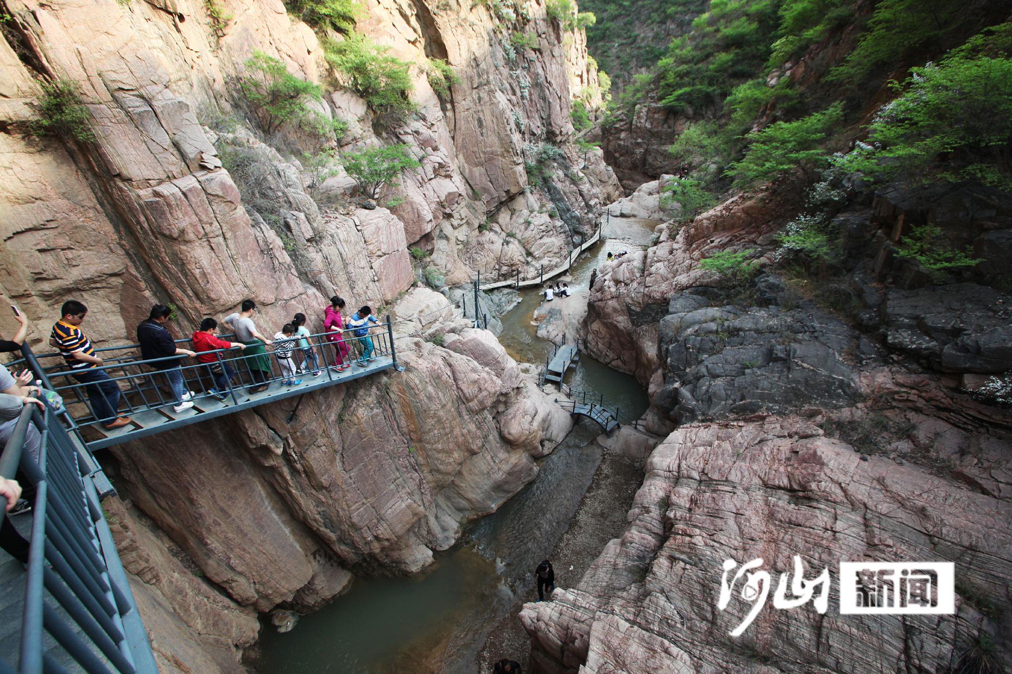桑干河大峡谷:感受地质神奇之美|瀑布_新浪财经_新浪网