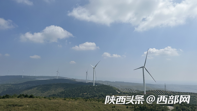 黄龙县界头庙风车小镇