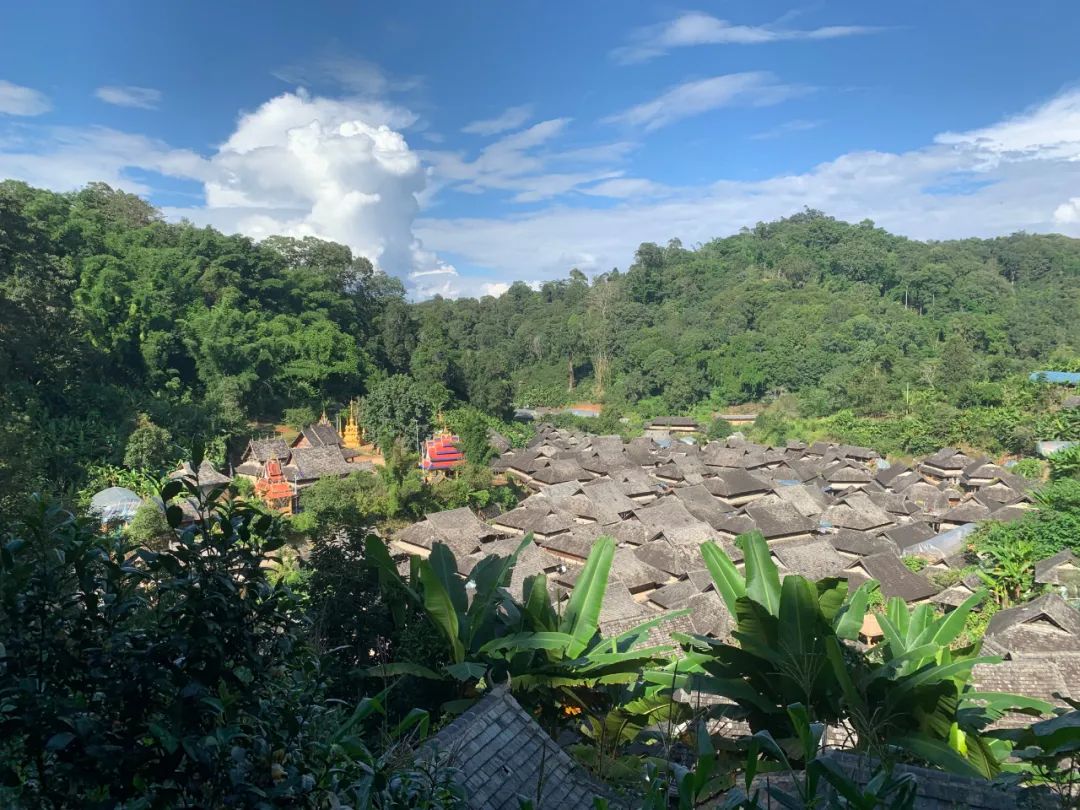 最新列入世界文化遗产的景迈山糯岗古寨,是保存最好的景迈山傣族古寨.