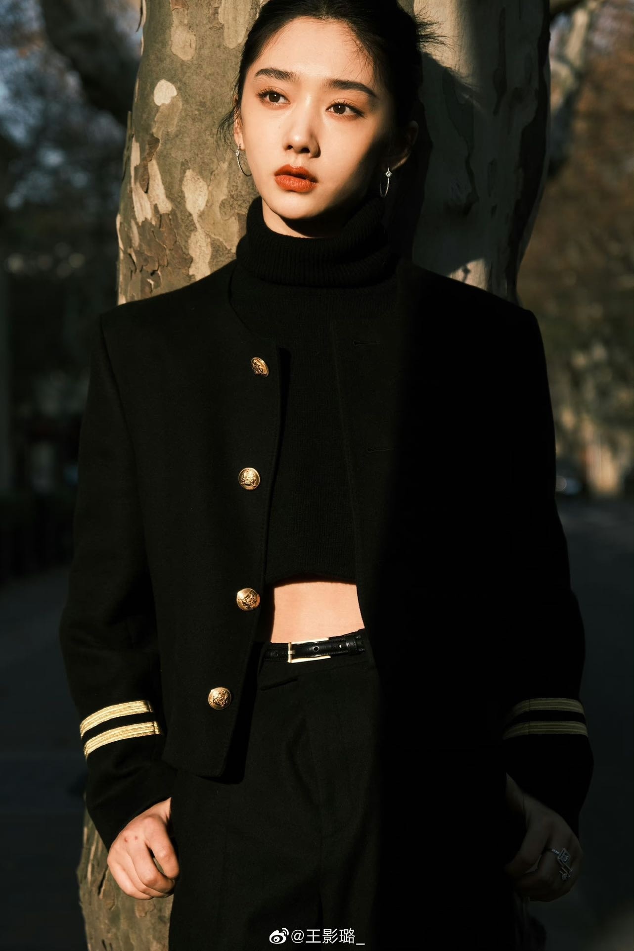 王影璐说平时能站着就不坐着,哇塞……|身材|美女|拍戏_新浪娱乐_新浪新闻