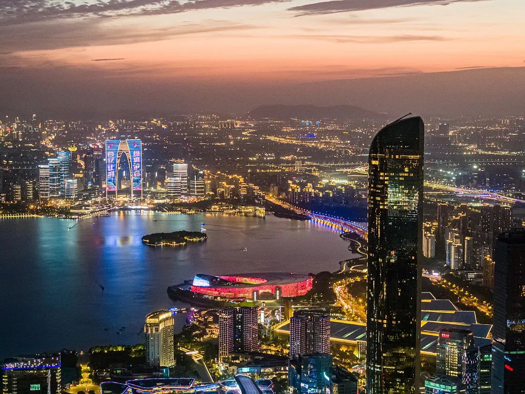 热词打卡 | super-large city! 苏州跻身特大城市行列