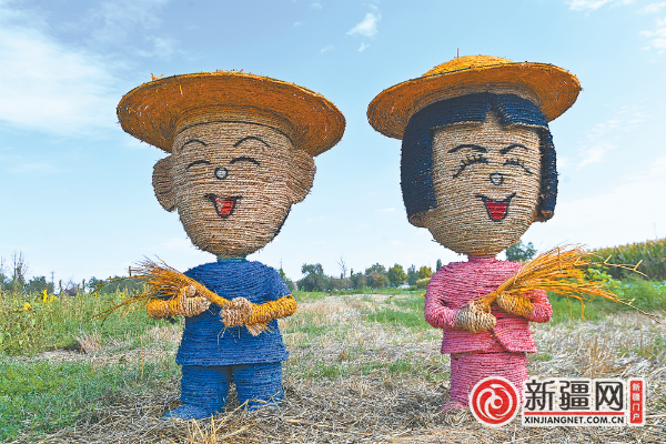 20组稻草人景观扮靓田野