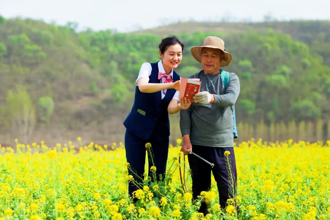 《正義聯(lián)盟：超級(jí)英雄》手游今日首測(cè)開啟