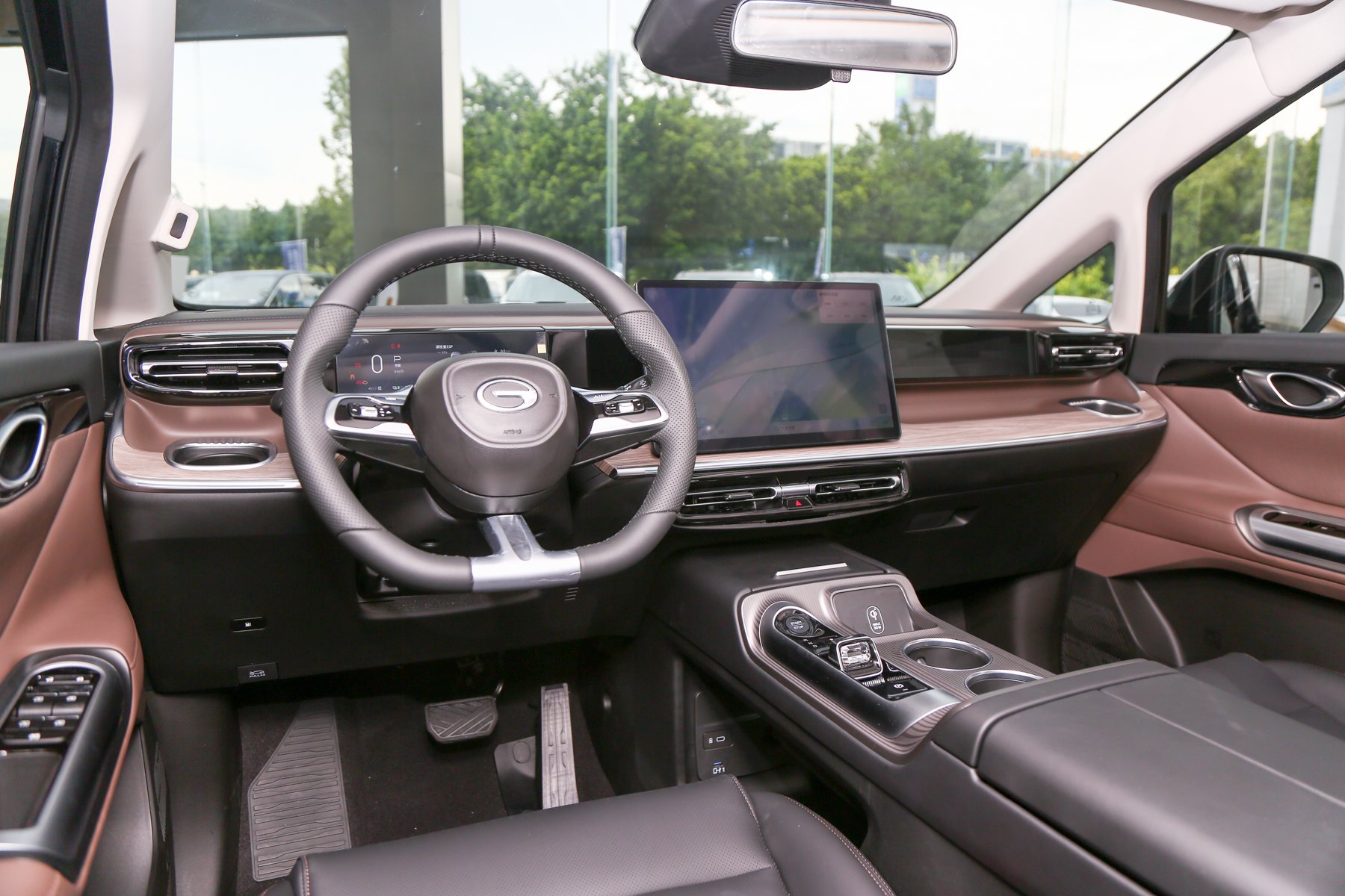 让每一次出行更从容实拍传祺智电新能源e8