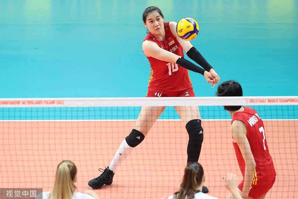 三连败,中国女排1-3不敌多米尼加,无缘直通巴黎奥运会|中国女排_新浪