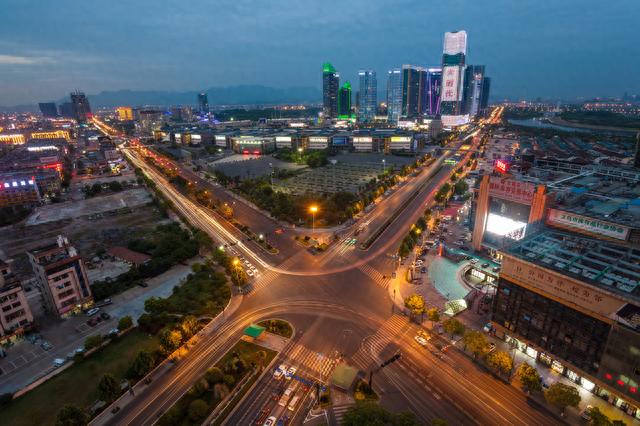 义乌国际商贸城夜景.ic 资料图
