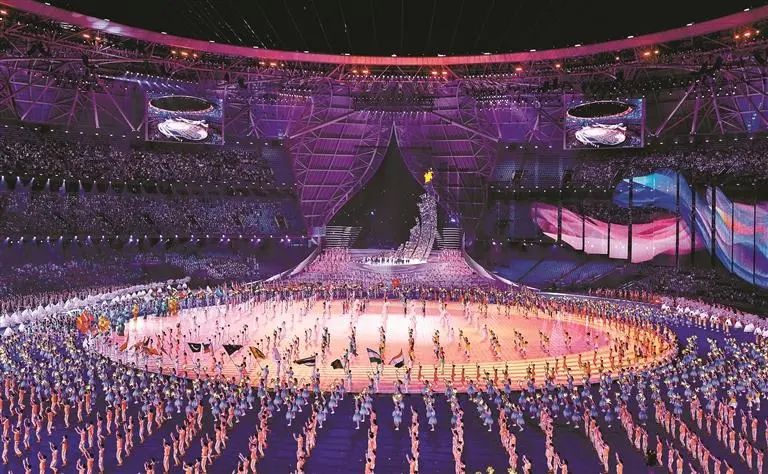 杭州亚运会开幕式现场,深圳观众这么说.|杭州_新浪财经_新浪网