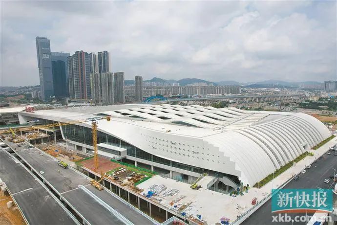 广汕高铁新塘站.