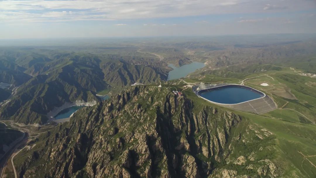 内蒙古呼和浩特抽水蓄能电站上下水库全景