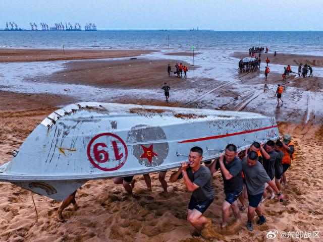 73106部队组织全员濒海训练_新浪财经_新浪网
