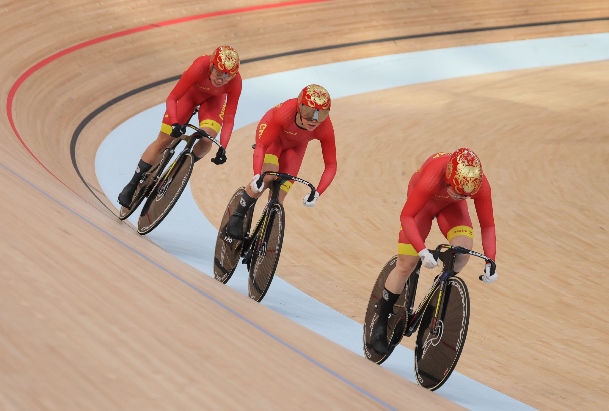 破纪录 夺金牌68科技助力让"哪吒"们破风前行|场地自行车_新浪财经