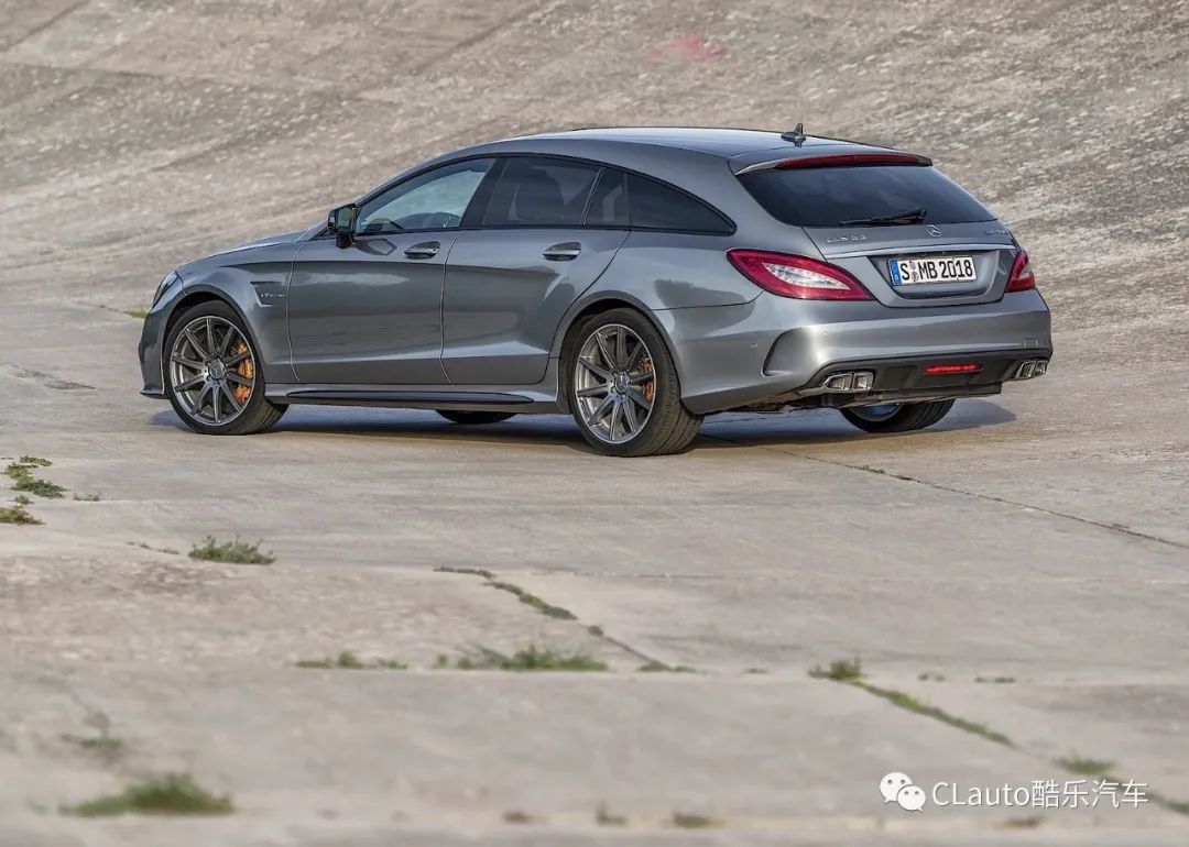 然而令人遗憾的是,其中不包括cls 63 amg shooting brake,该车是奔驰e