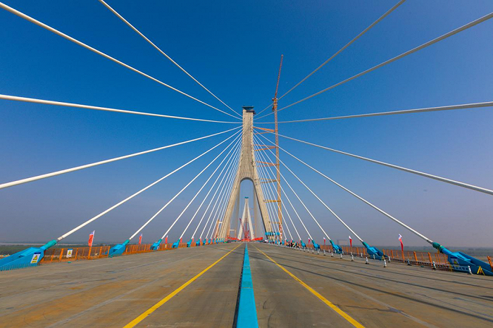 济南黄河大桥新桥正式合龙,主桥南北贯通