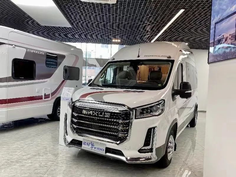 房车展区亮相车展全新奔驰glcl全新问界m7小鹏g9全新瑞虎9阿维塔2捷途