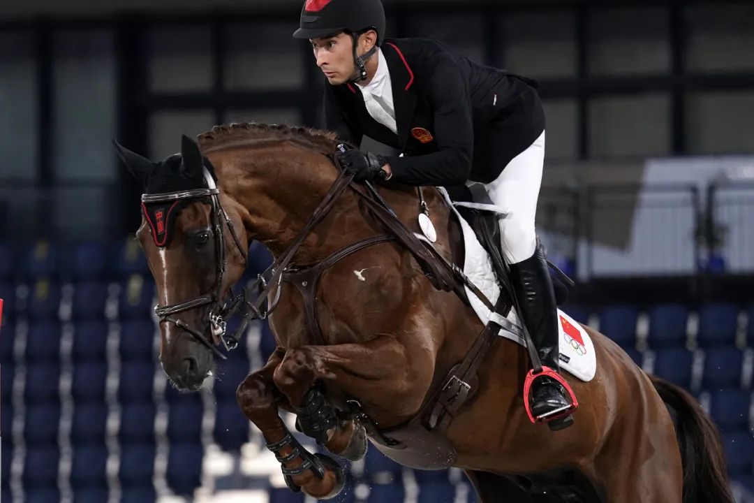 华天在东京奥运会比赛瞬间